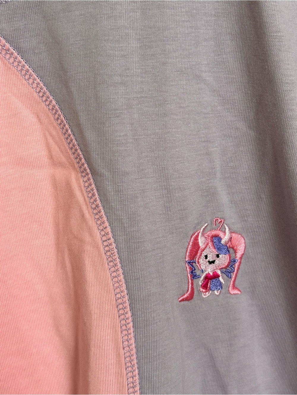 Apari X Iron Mouse Collab T-Shirt (size Large) - Picture 3 of 8